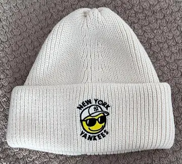 컨디션 최상! 한국 MLB 뉴욕 양키스 니트 모자 비니 화이트 스마일