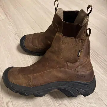 KEEN 듀얼 클라이밋 러버 브라운 트레킹 슈즈