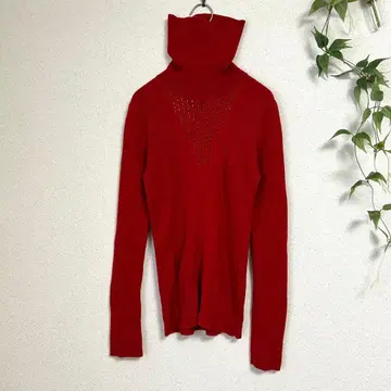 고품질 핑크무스 레드 리브 터틀 니트 38 비즈 장식 울 혼방