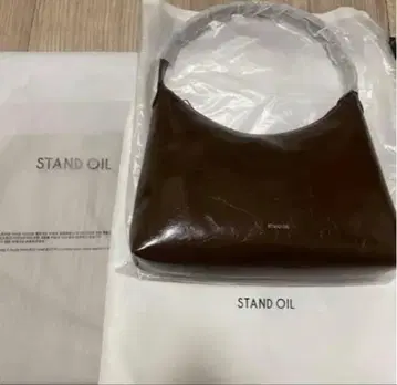 STAND OIL 브라운 핸드백