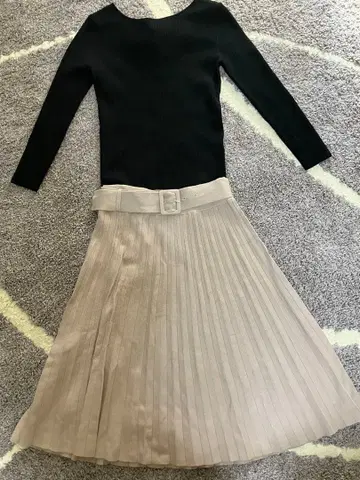 Apuweiser-riche 백산 니트 set up