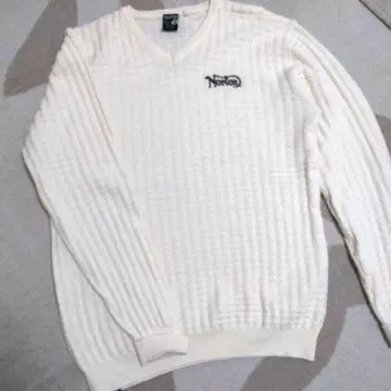 [ Norton ] 화이트 V넥 스웨터 XL 사이즈