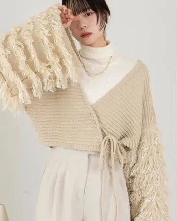 hinari 루프 프린지 니트 가디건 아이보리