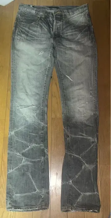 데미지 가공 그레이 스트레이트 데님