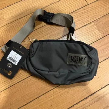 미스터리 랜치 바디백 그레이 포리지 힙팩