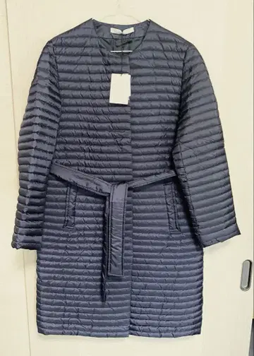 띠어리 럭스 네이비 라이트 다운 롱 코트