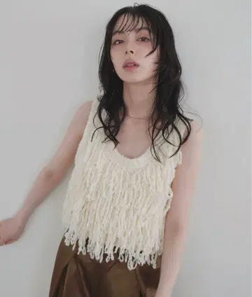 LIAN 프린지 니트 베스트 아이보리 택 포함 미사용 새상품