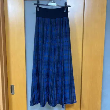 모니레 체크 플레어 롱 스커트 블루 계열 프리 사이즈