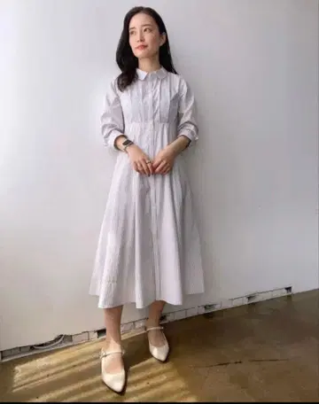 새상품급 COHINA 스트라이프 턱 플레어 원피스 regular