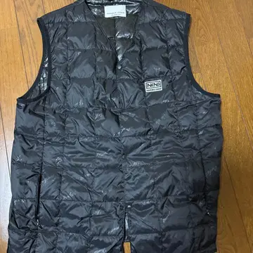 넘버 나인 블랙 퀼팅 베스트