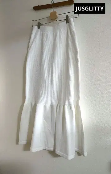 JUSGLITTY 머메이드 롱 스커트 화이트 사이즈 2