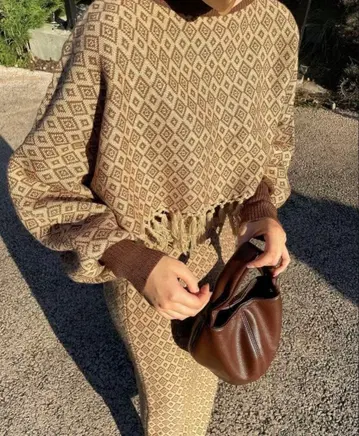 I am official 자카드 프린지 니트 셋업