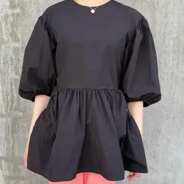 MYINE 마인 볼륨 블라우스 블랙