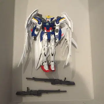 RG 윙건담 제로 EW