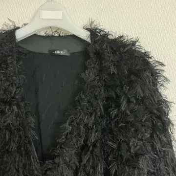 niitu 니츠 블랙 인조 모피 노카라 자켓 와 모드