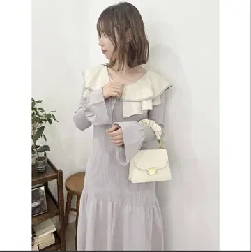 dazzlin 레이어드 파이핑 원피스