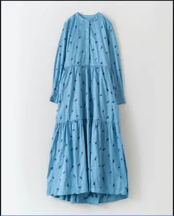 자수 들어간 롱 드레스 파랑