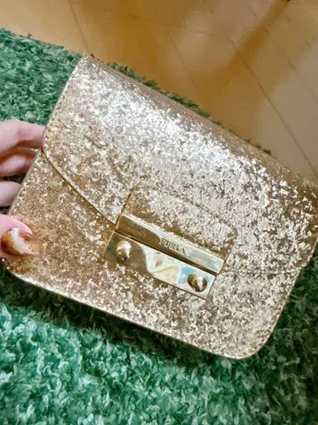 FURLA 골드 글리터 숄더백