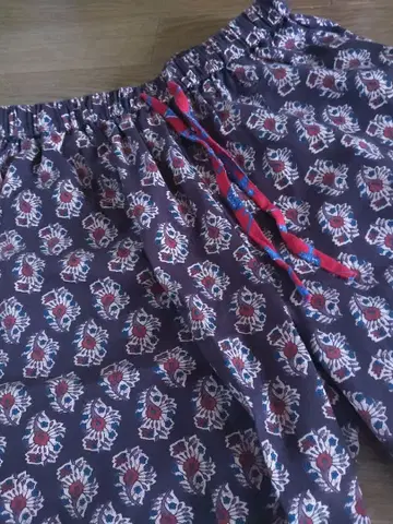 차이하네 새상품급 팬츠