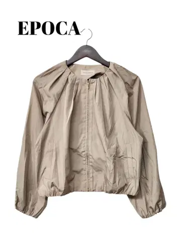 118046 EPOCA 하이카운터 타프타 노카라 블루종