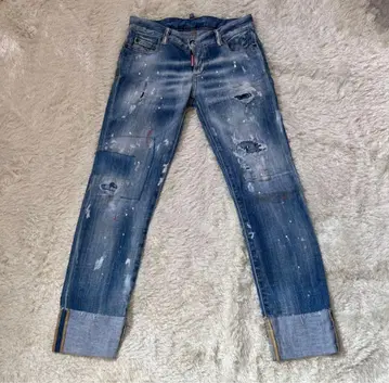 [ 1점만 ] 디스퀘어드 크롭 스키니 데님 페인트 가공 블루