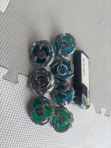 베이블레이드 X 묶음 판매 가격 인하 중