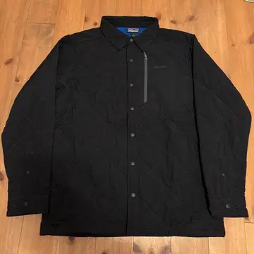 patagonia 블랙 퀼팅 자켓 M
