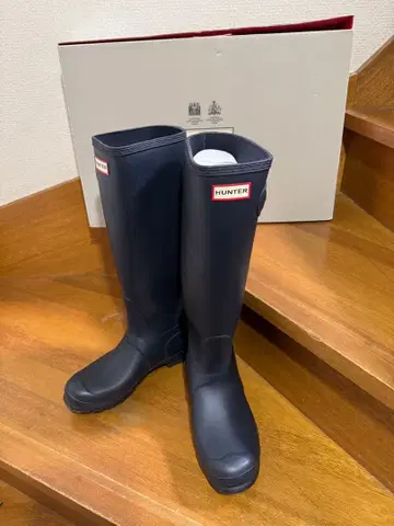 HUNTER 네이비 롱 부츠