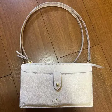 Kate Spade 화이트 숄더백