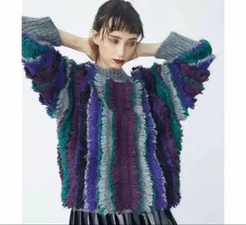 UN3D. 멀티 컬러 루프 니트