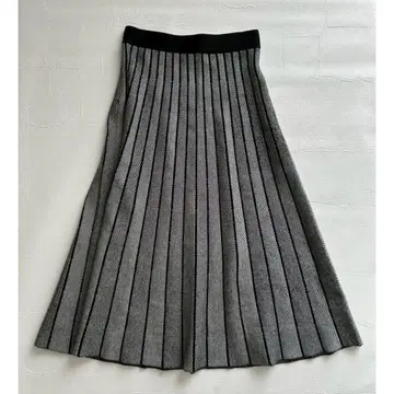 컴시즘 플레어 니트 스커트 9호 종아리 기장 헤링본 무늬