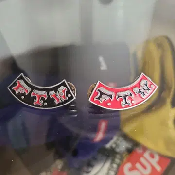 네이버후드 NEIGHBORHOOD FTW 완 배지 핀즈