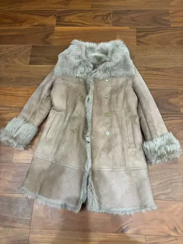 [할인] 무스탕 코트 베이지