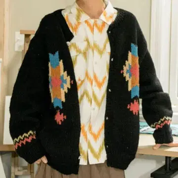 택 포함 새상품 차이하네 네팔 니트 손뜨개질 가디건 블랙