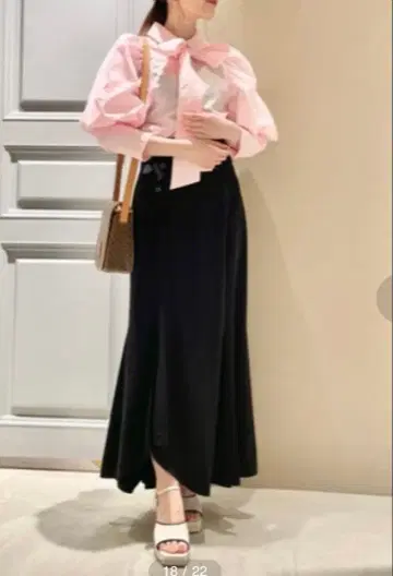 릴리 브라운 볼륨 슬리브 2way 블라우스