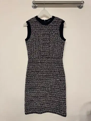 Salvatore Ferragamo 슬리브리스 타이트 원피스