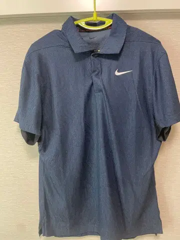 나이키 골프웨어 피케 셔츠 타이거 우즈 모델 S 사이즈
