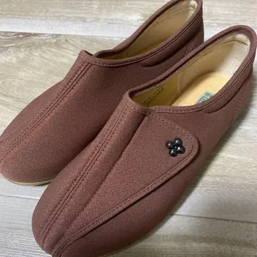 간호화 브라운 쾌보주의 24.0