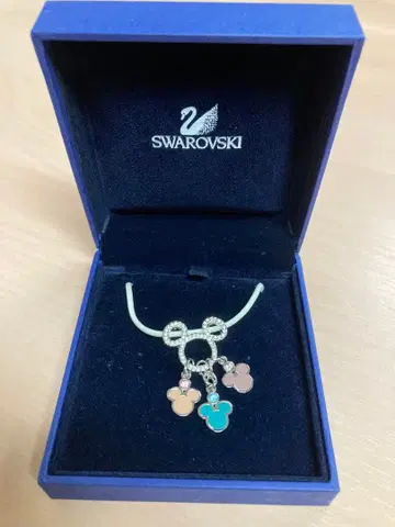 SWAROVSKI 미키 모양 목걸이 스와로브스키