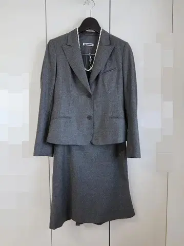 새상품급 질 샌더 스커트 수트/이탈리아 울 그레이 size38