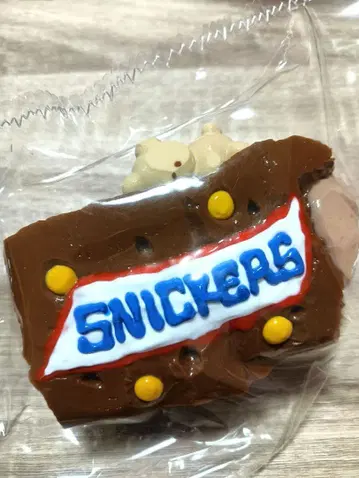 스니커즈 초콜릿 해외 스퀴즈