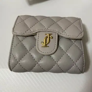 질스튜어트 지갑