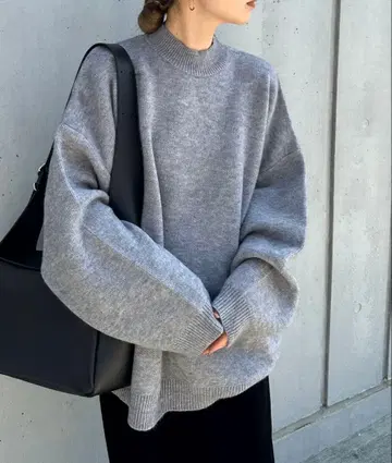 심플 오버 사이즈 니트