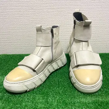 Lofina 가죽 하이컷 스니커즈