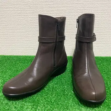 새상품급 ACHILLES SORBO 가죽 사이드 지퍼 부츠 일본제