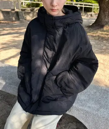 [ select MOCA ] 볼륨 실루엣 패딩 자켓 블랙