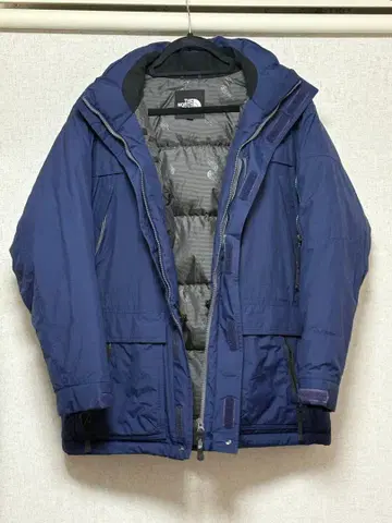 화이트 라벨 THE NORTH FACE 네이비 다운 자켓