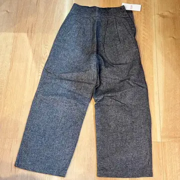 BEAMS 차콜 그레이 기모 와이드 팬츠 S 사이즈