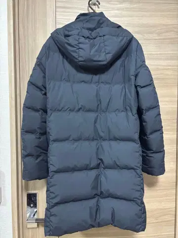 UNIQLO M 사이즈 다운 자켓 후드 부착