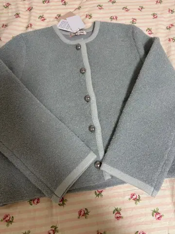 [ 새상품 ] Apuweiser-riche 부클레 가디건 민트